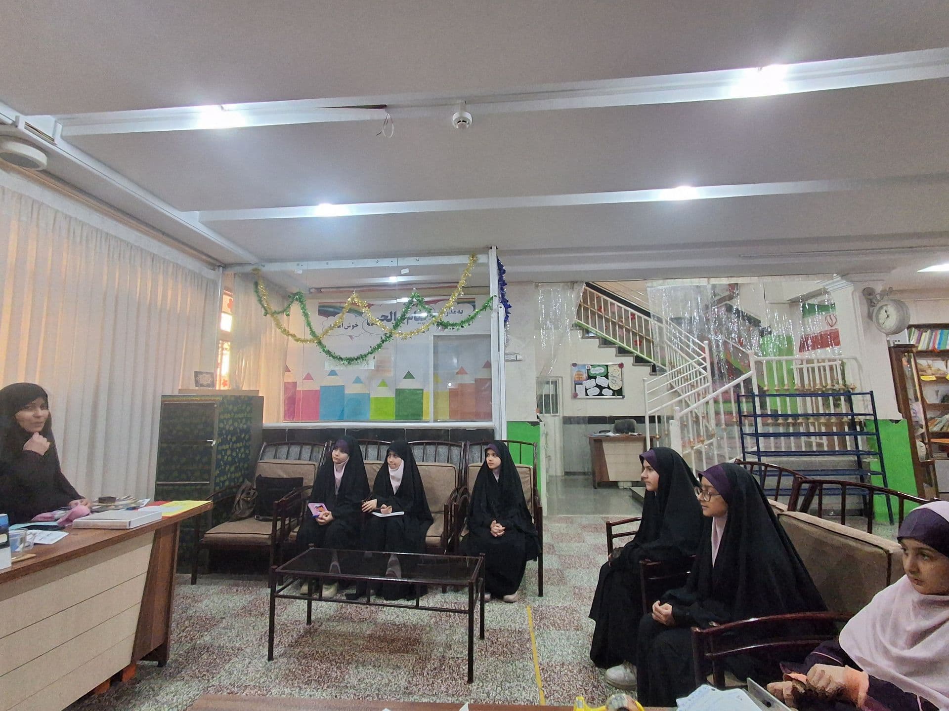 برگزاری جلسات شورای دانش آموزی